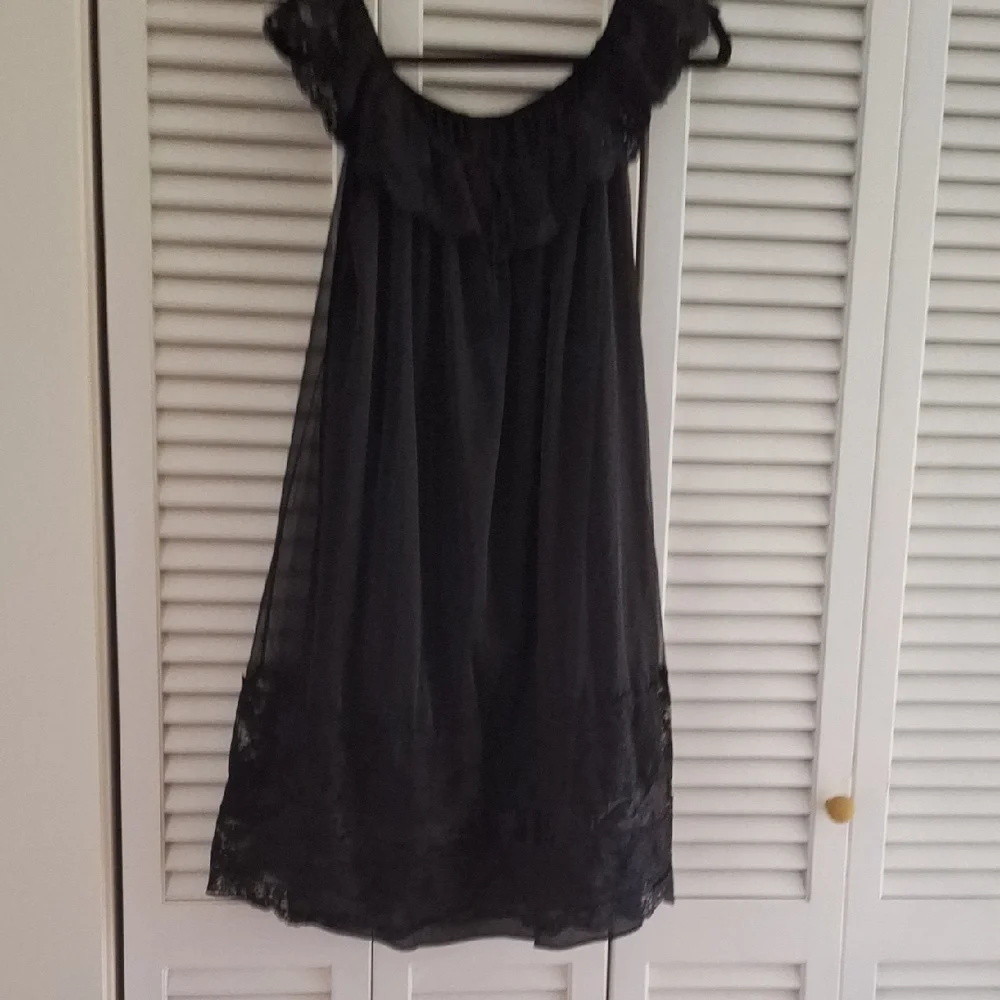 Elegant Black Vintage Nightgown By Jenelle of California - Picture 1 of 10